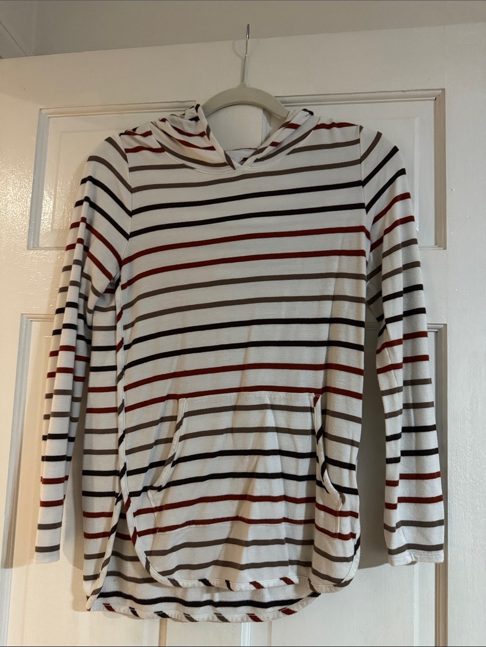 Market & Spruce White Striped Hoodie with Red & Brown Stripes